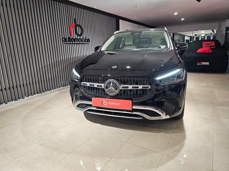 Usado Mercedes GLA250 218 CV (160 kW) 2024 Negro SUV