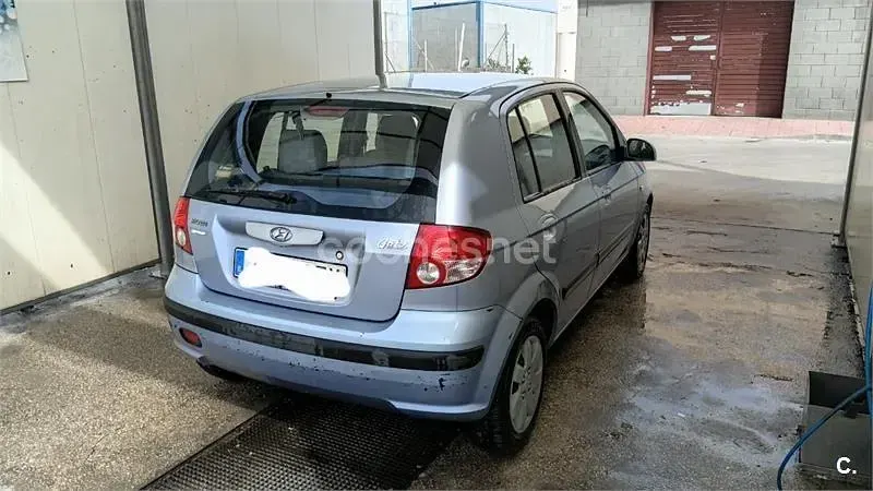 Usado Hyundai Getz 82 CV (60 kW) 2003 Gris / plata Utilitario