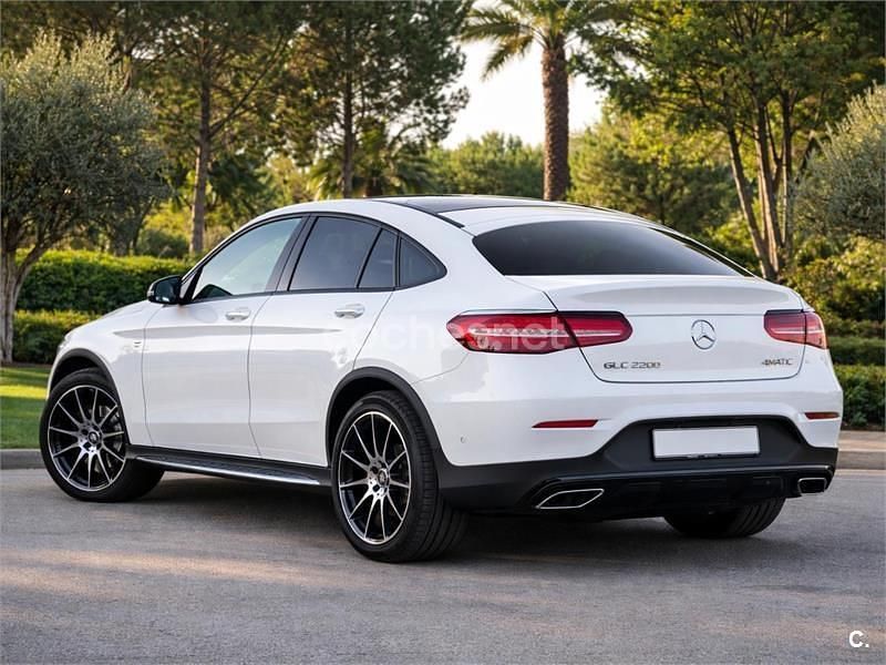 Usado Mercedes GLC220 194 CV (142 kW) 2023 Blanco Coupe
