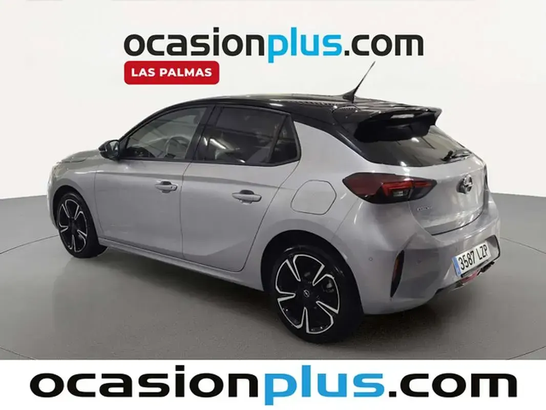 Usado Opel Corsa GS Line 131 CV (96 kW) 2022 Gris Utilitario