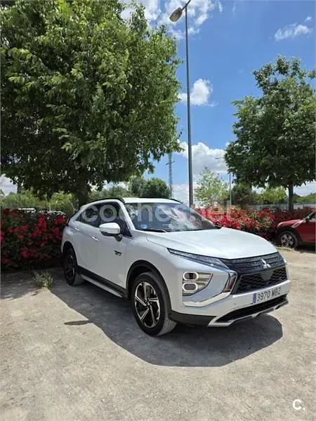 Usado Mitsubishi Eclipse Cross 188 CV (138 kW) 2022 Blanco SUV