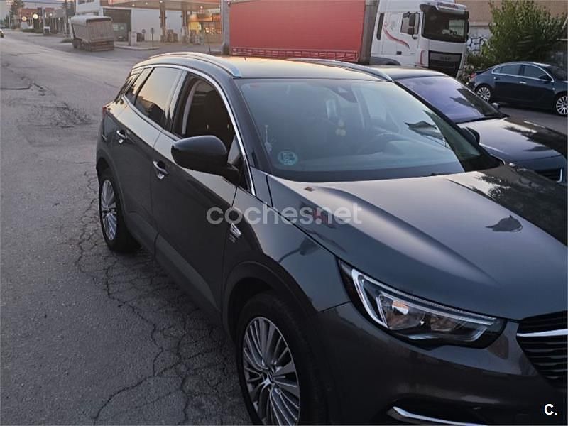 Usado Opel Grandland X 130 CV (95 kW) 2019 Gris / plata SUV