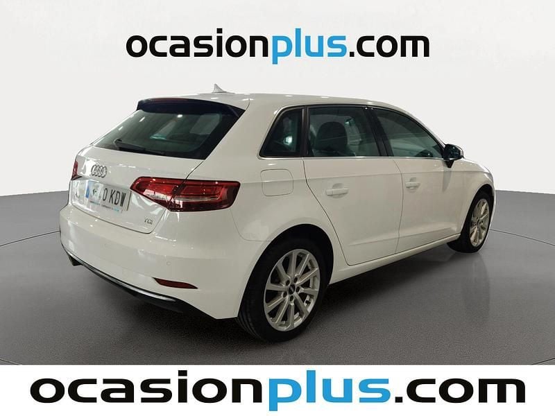 Usado Audi A3 Sportback Design 116 CV (85 kW) 2017 Blanco Utilitario