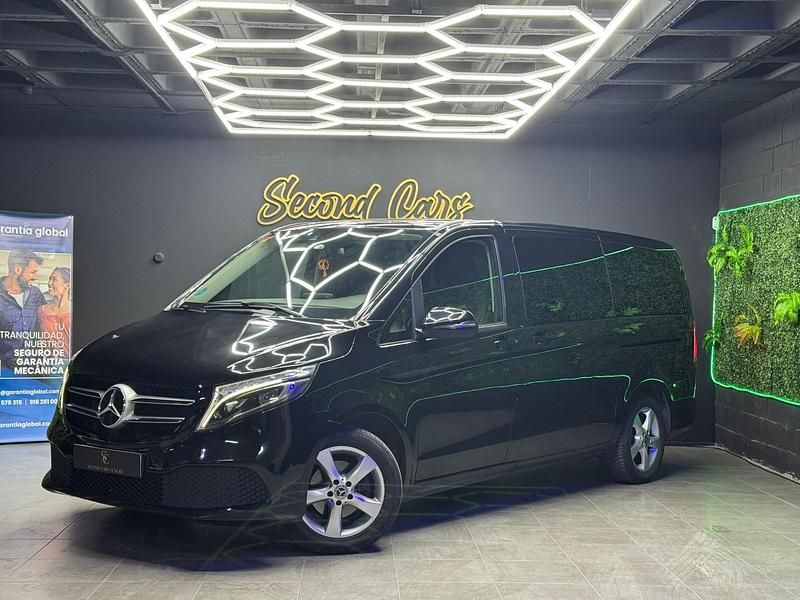 Usado Mercedes V220 Avantgarde 163 CV (119 kW) 2021 Negro Monovolumen