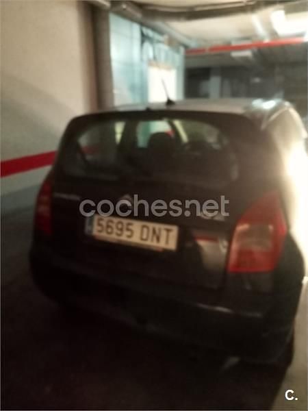 Käytetty Citroën C2 61 HP (44 kW) 2005 Musta Viistoperä