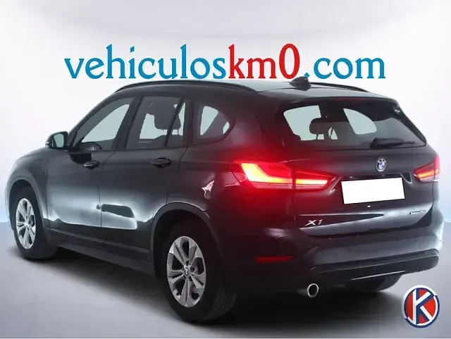 Usado BMW X1 Comfort Edition 220 CV (161 kW) 2021 Negro SUV