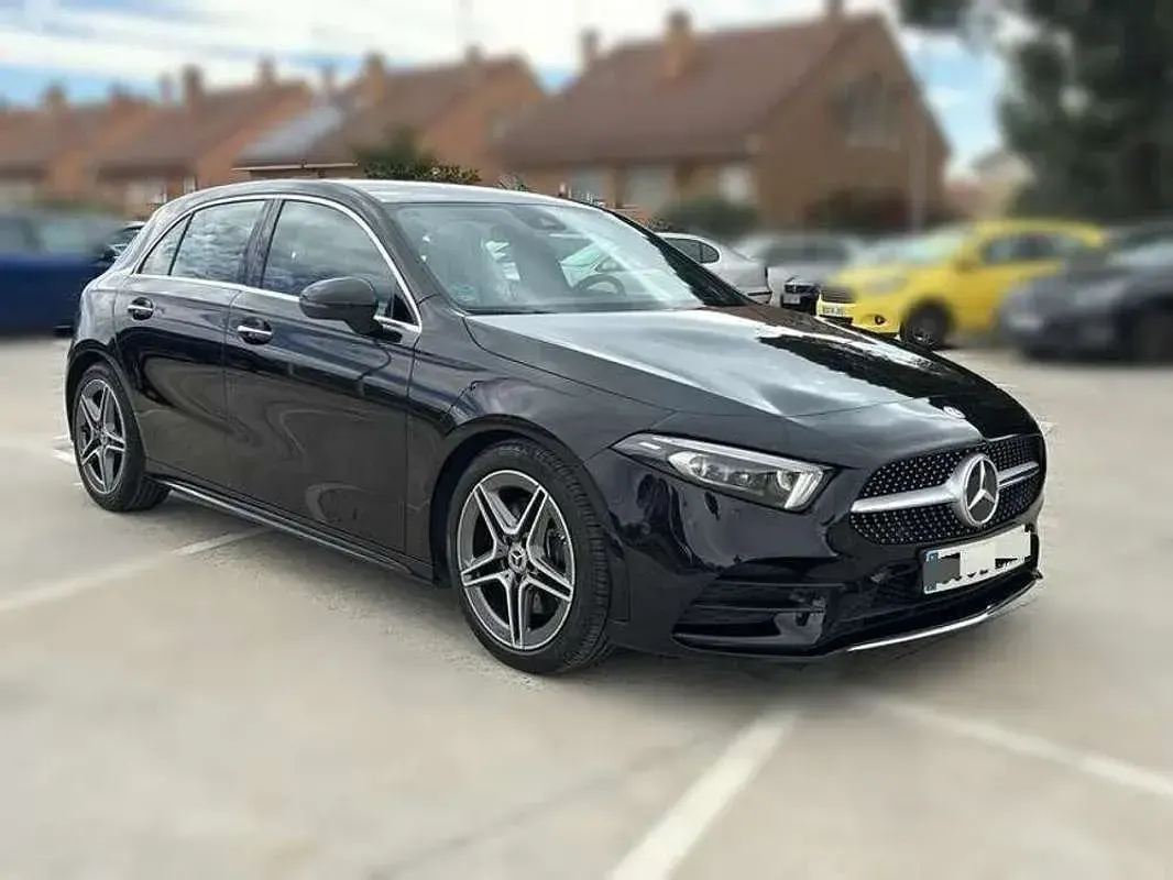 Usado Mercedes A220 190 CV (139 kW) 2022 Negro Berlina