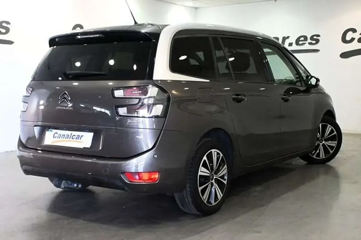 Usado Citroën C4 Feel 131 CV (96 kW) 2017 Gris Utilitario