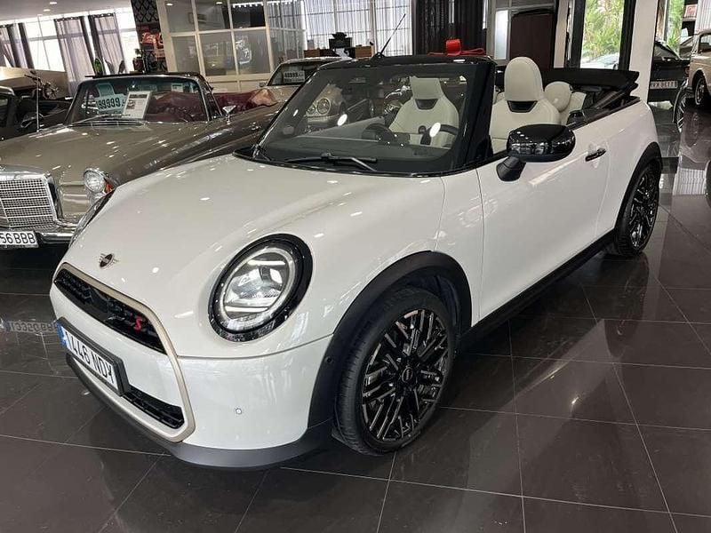 Usado Mini Cooper S Cabriolet Favoured 204 CV (150 kW) 2025 Blanco Descapotable