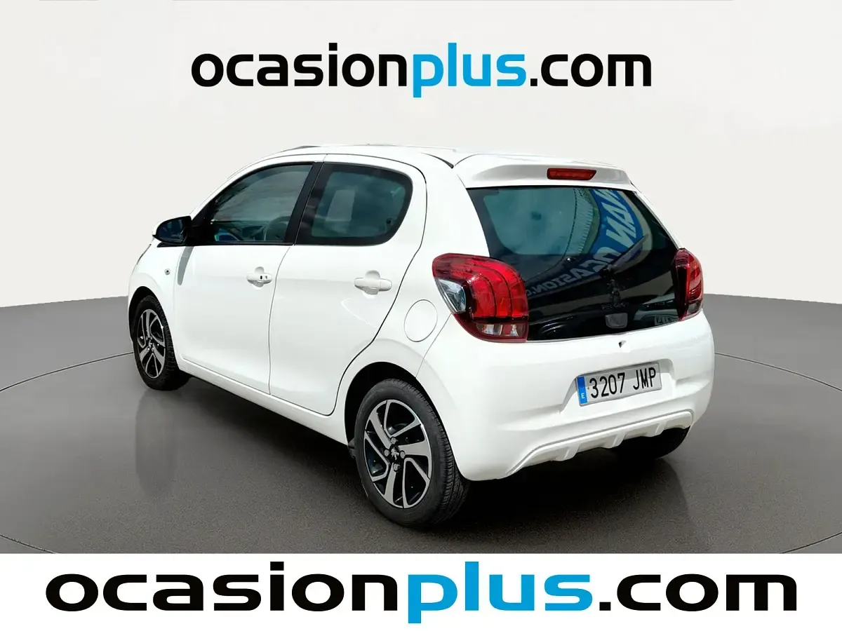 Usado Peugeot 108 Allure 82 CV (60 kW) 2016 Blanco Utilitario