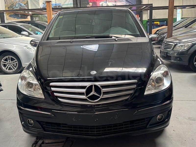 Usado Mercedes B170 116 CV (85 kW) 2005 Negro Monovolumen