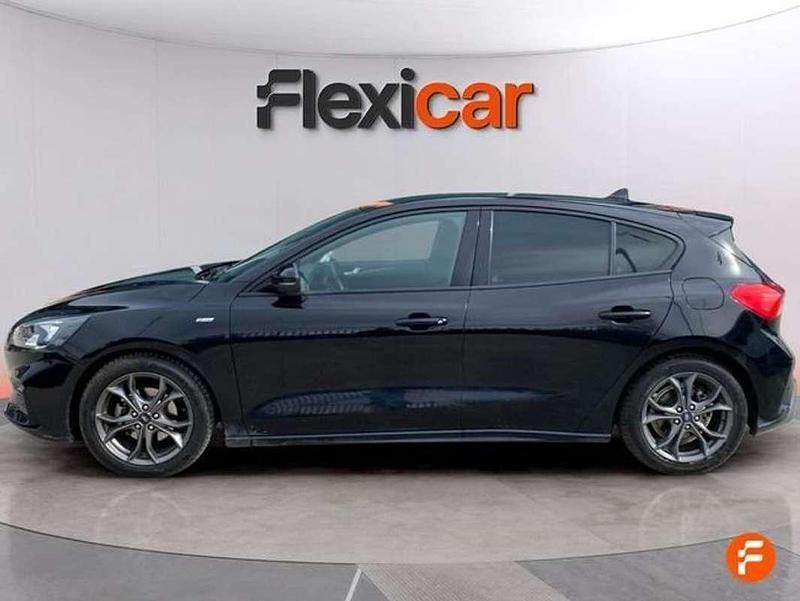 Usado Ford Focus Active 120 CV (88 kW) 2019 Negro Utilitario