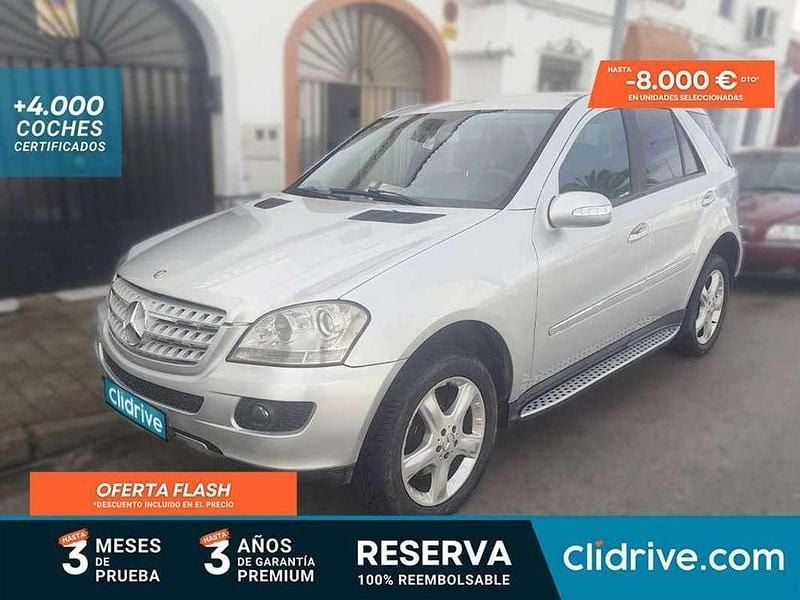 Usado Mercedes ML320 190 CV (139 kW) 2007 Gris SUV