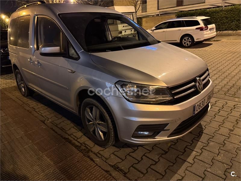 Gris / plata Usado 2016 VW Caddy Monovolumen | 14.500 € (Un poco caro) - Imagen 1/2