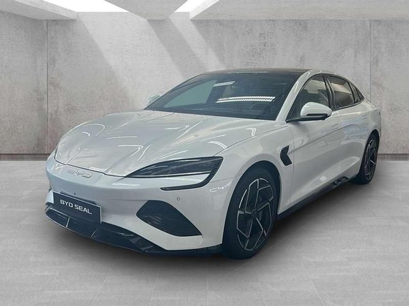 Blanco Nuevo 2025 BYD Seal Design Berlina | 42.900 € (Precio justo) - Imagen 1/4
