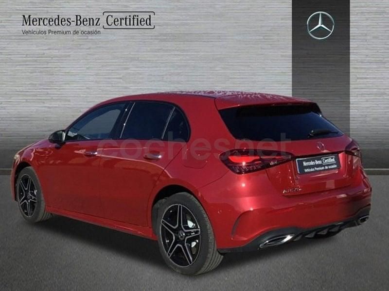 Usado Mercedes A250 AMG line 218 CV (160 kW) 2024 Rojo Berlina
