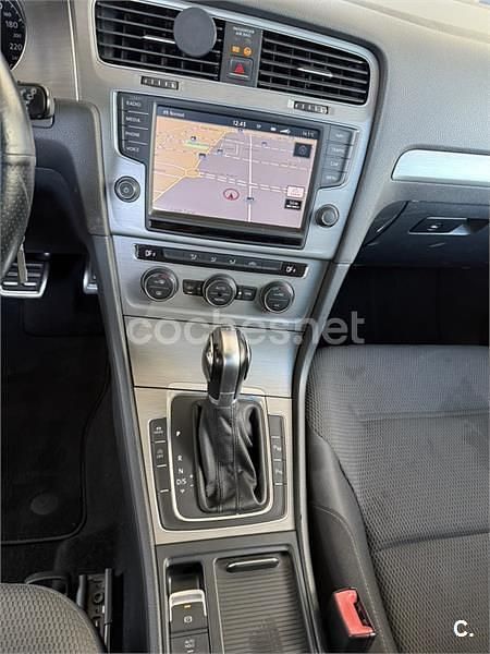 Usado VW Golf VII Advance 105 CV (77 kW) 2015 Blanco Familiar