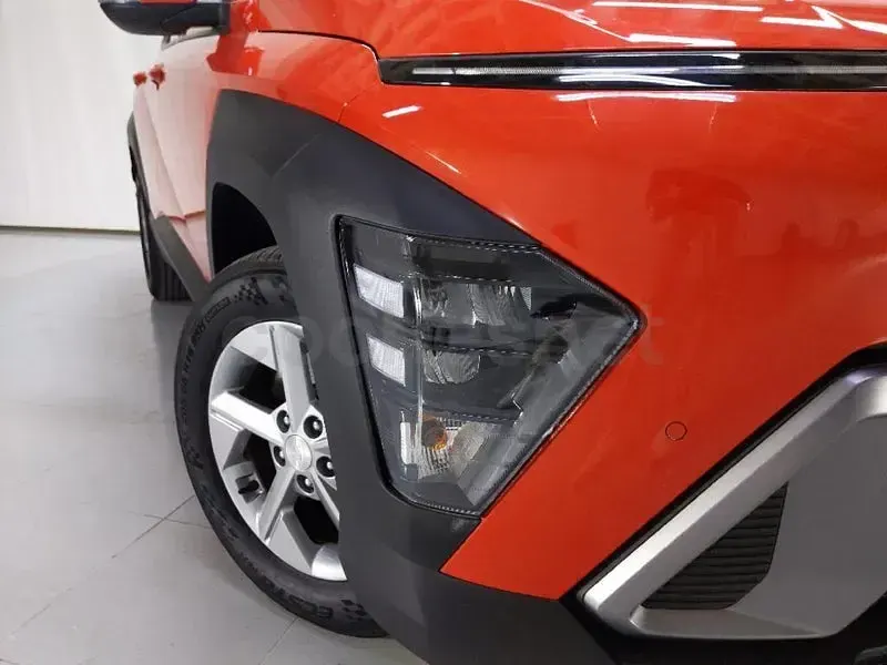 Usado Hyundai Kona 129 CV (94 kW) 2025 Naranja SUV