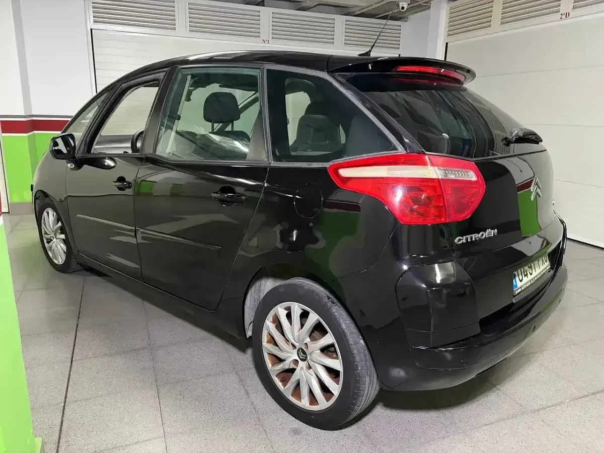 Usado Citroën C4 VTR Sport 110 CV (80 kW) 2007 Negro