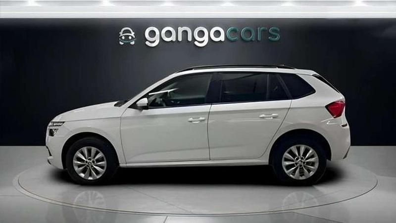 Usado Skoda Kamiq Ambition 110 CV (80 kW) 2021 Blanco SUV
