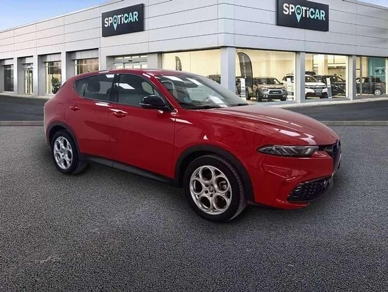 Usado Alfa Romeo Tonale Sprint 131 CV (96 kW) 2023 Rojo SUV