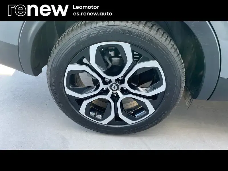 Usado Renault Arkana Zen 145 CV (106 kW) 2022 Gris SUV