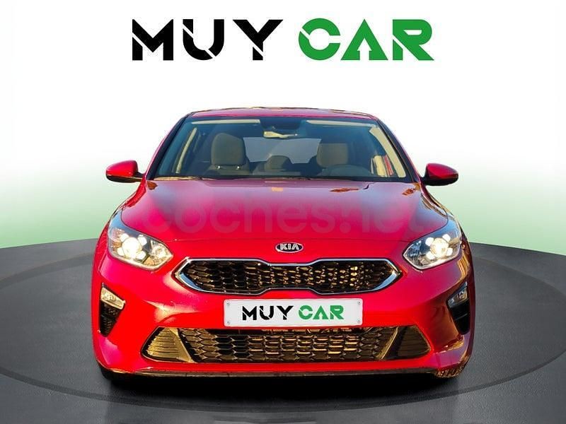 Usado Kia Ceed 100 CV (73 kW) 2021 Blanco Utilitario