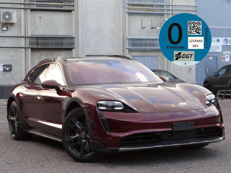 Burdeos Usado 2022 Porsche Taycan Cross Turismo Berlina | 54.990 € - Imagen 1/4