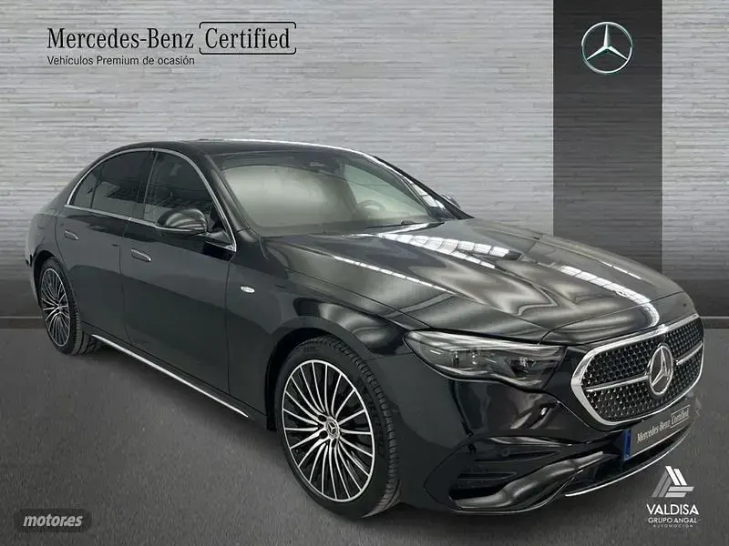 Usado Mercedes E300 Advanced Plus 204 CV (150 kW) 2025 Negro Berlina