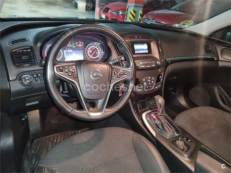 Usado Opel Insignia Sportive 160 CV (117 kW) 2013 Gris / plata Familiar