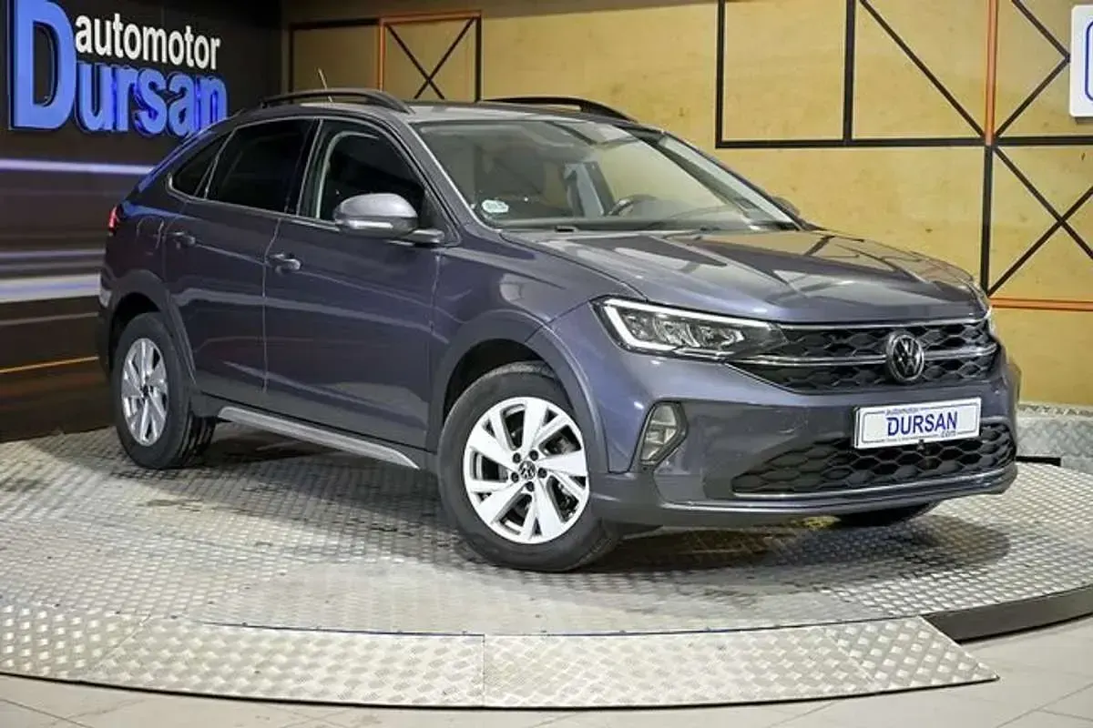 Usado VW Taigo Life 111 CV (81 kW) 2020 Gris SUV