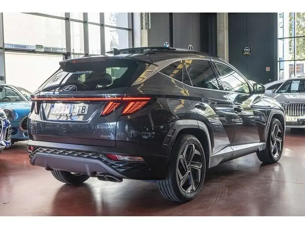 Usado Hyundai Tucson Style 265 CV (194 kW) 2021 Gris SUV