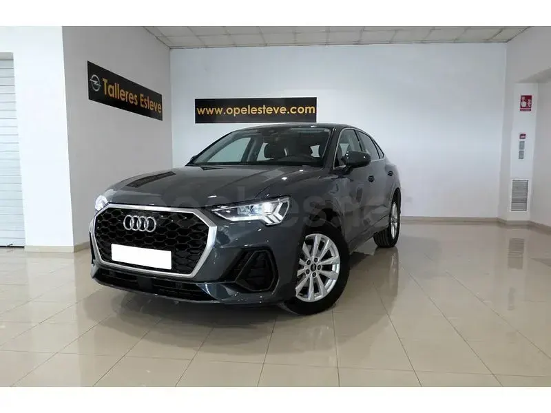 Usado Audi Q3 Sportback Advanced Plus 150 CV (110 kW) 2024 Gris / plata SUV