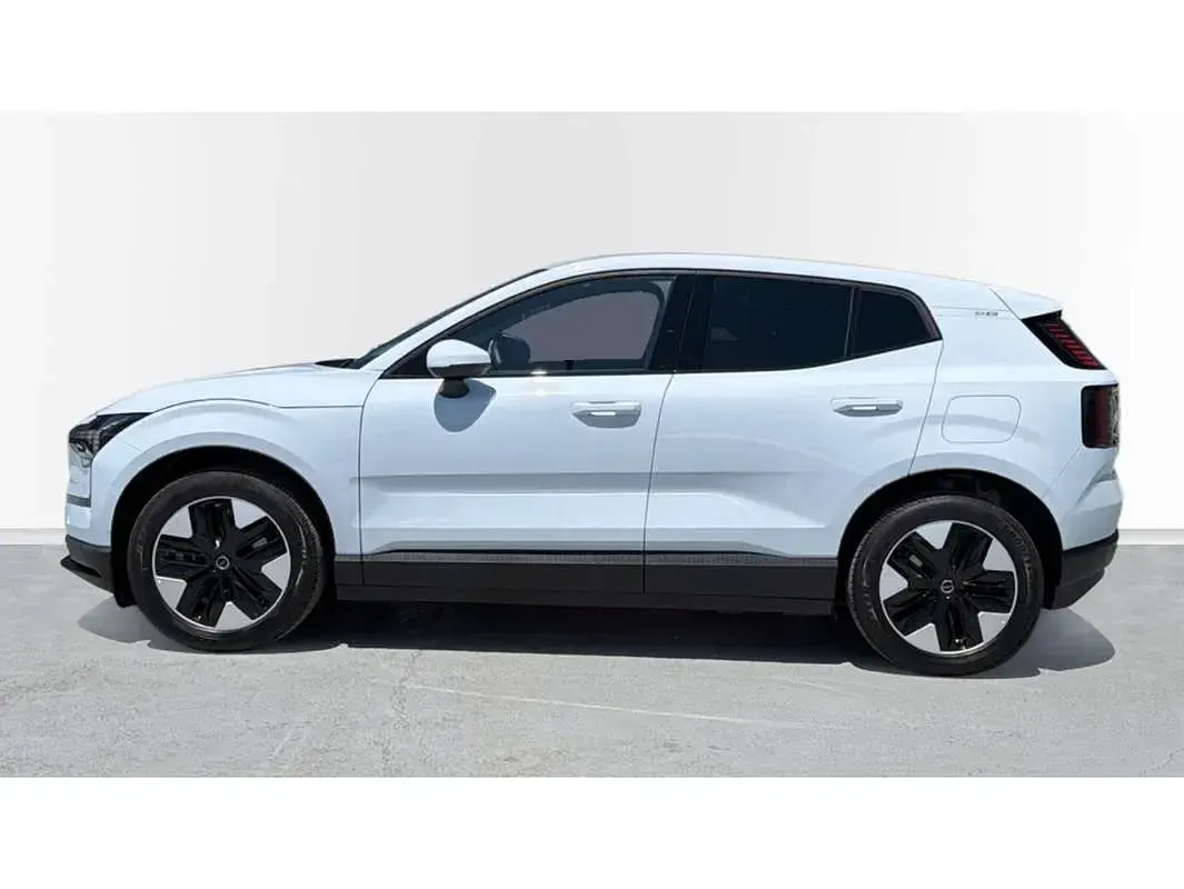 Usado Volvo EX30 Core 200 kW (272 CV) 2025 Azul SUV