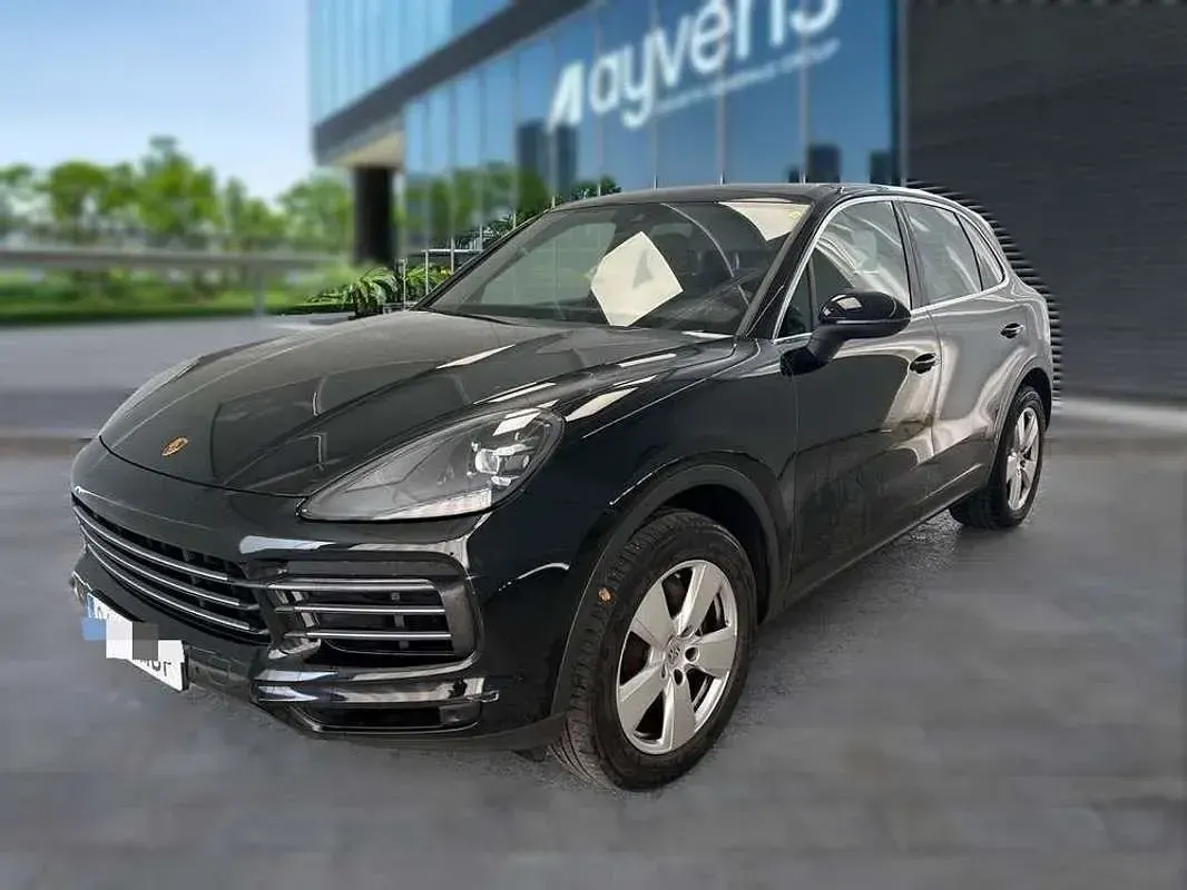 Usado Porsche Cayenne 340 CV (250 kW) 2023 Negro SUV
