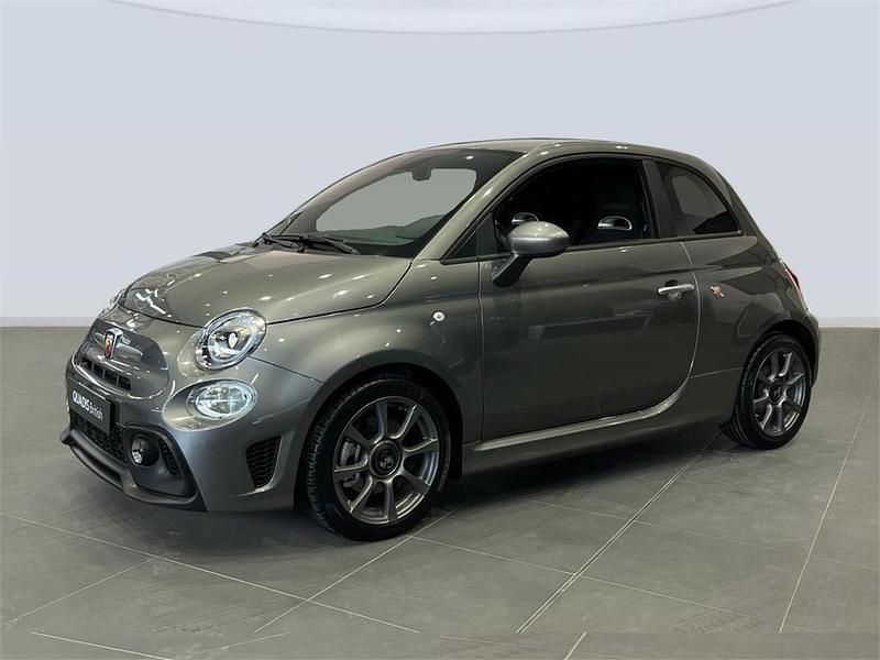 Gris / plata Usado 2023 Abarth 595 Berlina | 23.250 € (Precio justo) - Imagen 1/4
