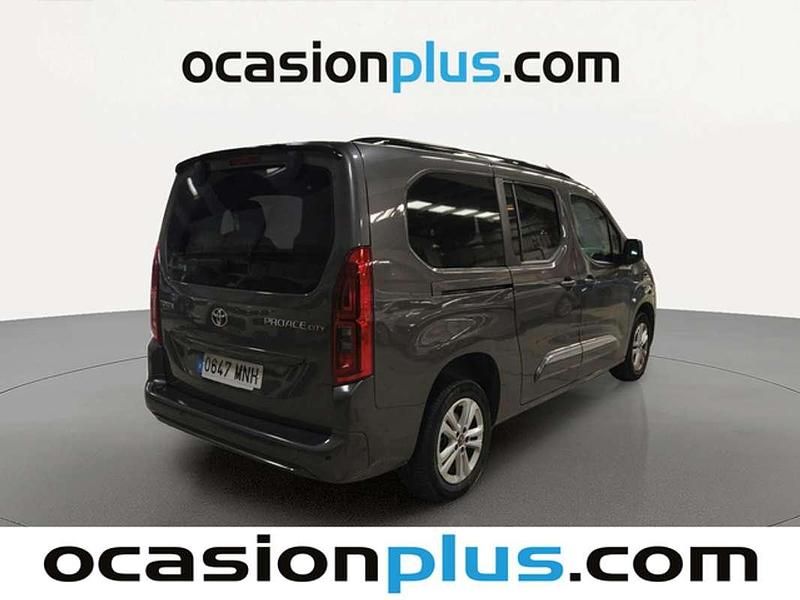 Usado Toyota Proace Active 131 CV (96 kW) 2024 Gris Monovolumen