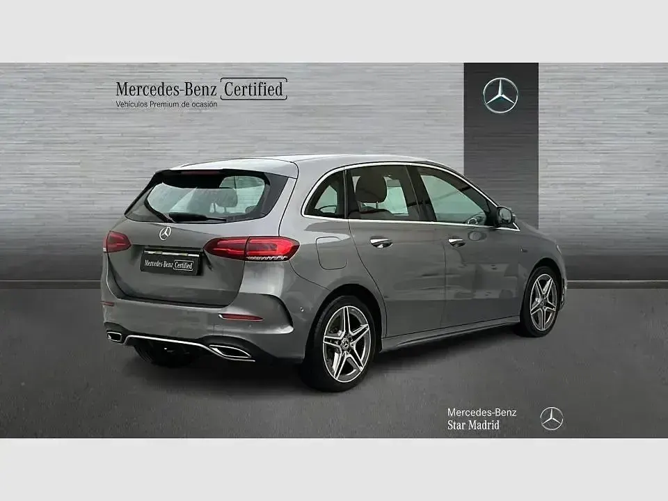Usado Mercedes B250e 218 CV (160 kW) 2021 Gris montaña Monovolumen