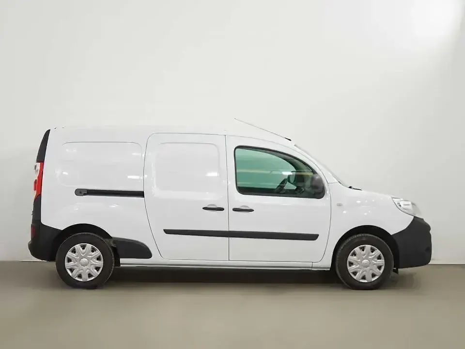 Usado Renault Kangoo 90 CV (66 kW) 2018 Blanco Monovolumen