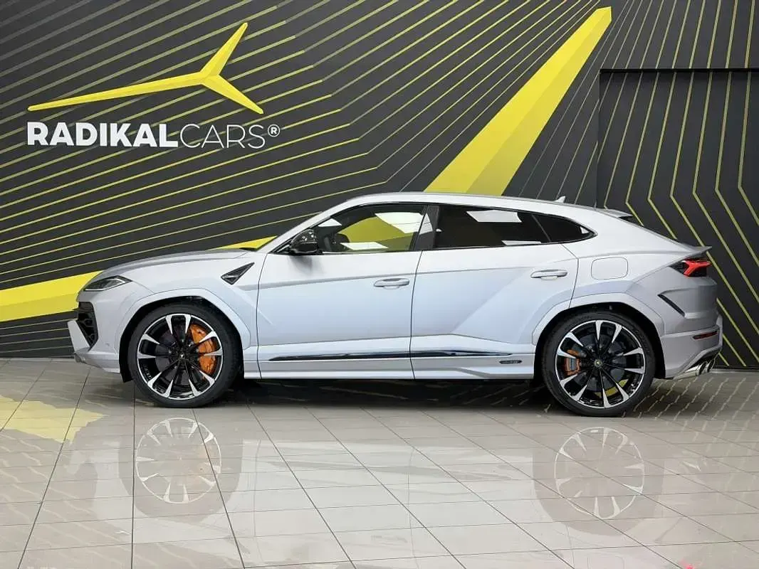 Nuevo Lamborghini Urus 801 CV (589 kW) 2026 Gris SUV
