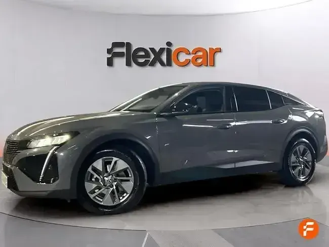 Usado Peugeot 408 Allure 136 CV (100 kW) 2025 Gris SUV