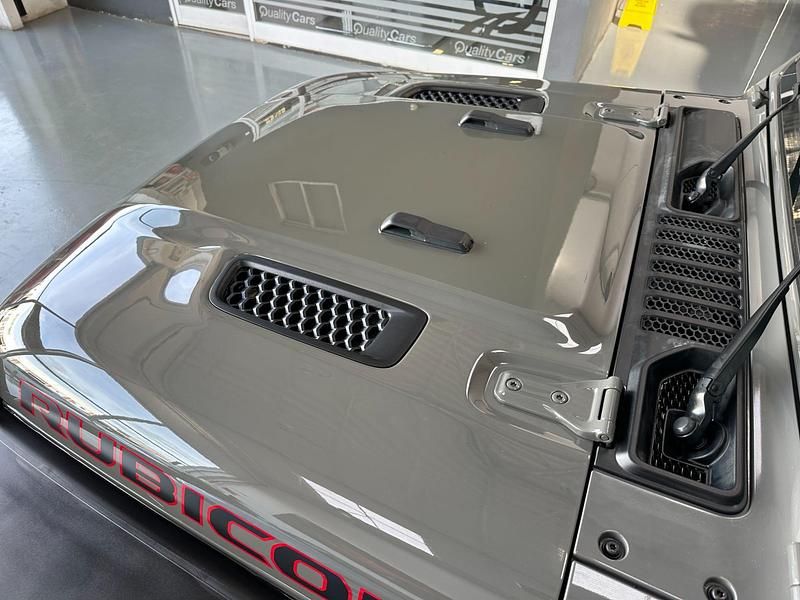 Usado Jeep Wrangler Unlimited Rubicon 270 CV (198 kW) 2021 Gris SUV