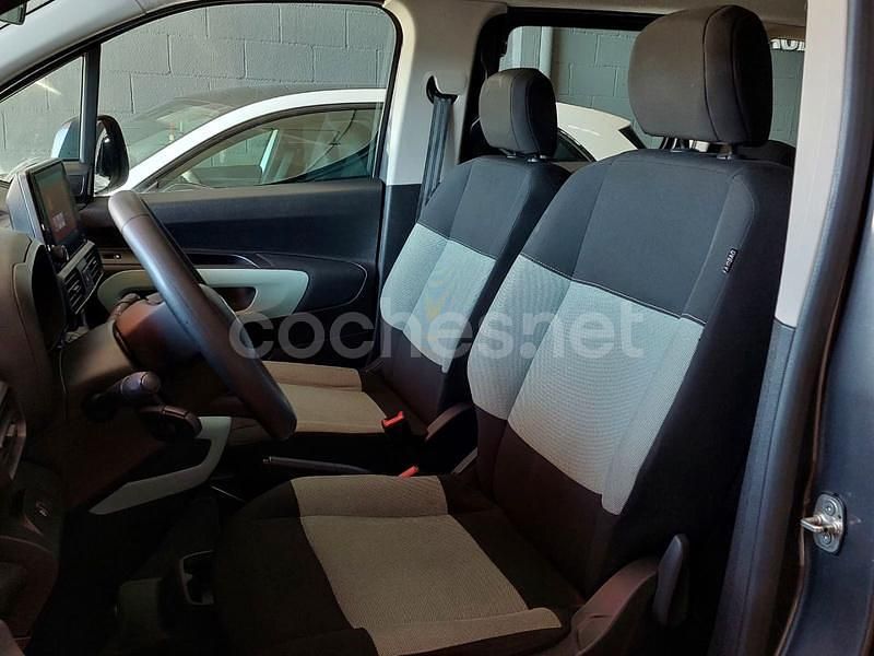Usado Citroën Berlingo Feel 110 CV (80 kW) 2019 Gris / plata Monovolumen