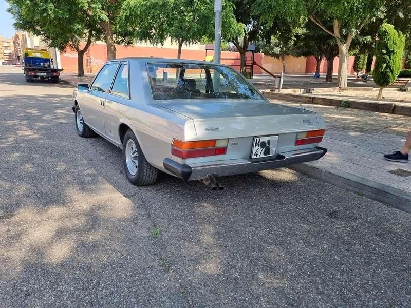 Gris Usado 1970 Fiat 130 Coupe | 9990 € - Imagen 1/4