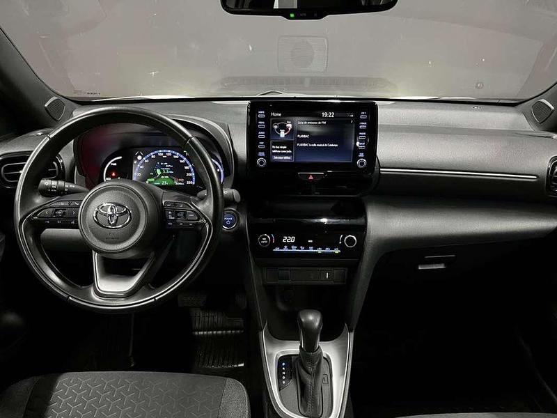 Usado Toyota Yaris Cross Active 116 CV (85 kW) 2023 Blanco SUV
