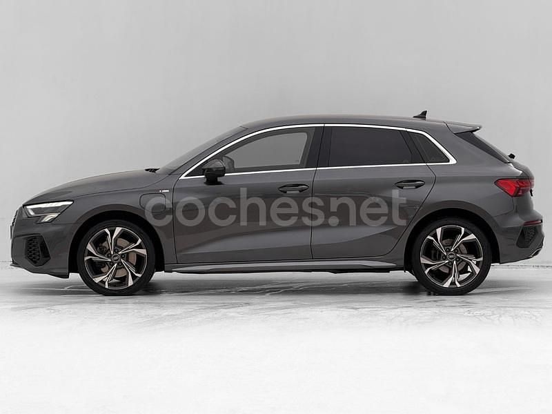 Usado Audi A3 S-Line 204 CV (150 kW) 2020 Gris / plata Berlina