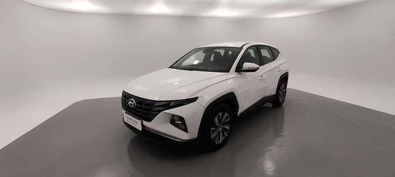 Atlas white Usado 2024 Hyundai Tucson SUV | 23.900 € (Buen precio) - Imagen 1/4