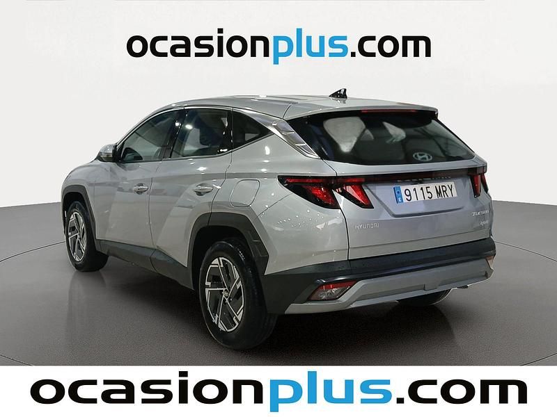 Usado Hyundai Tucson 215 CV (158 kW) 2024 Gris plata SUV