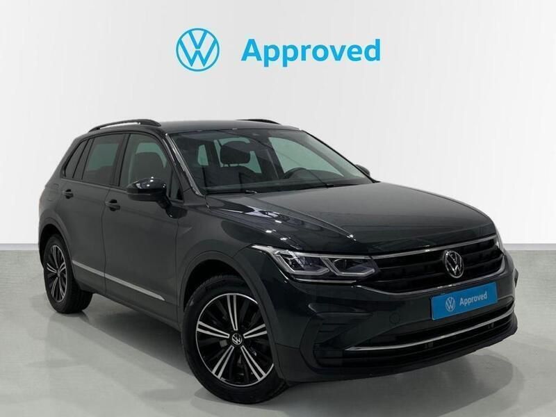 Gris Usado 2022 VW Tiguan Life SUV | 27.490 € (Un poco caro) - Imagen 1/4