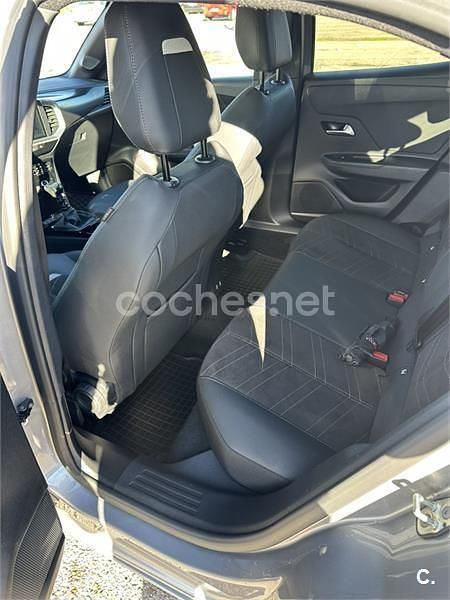 Usado Opel Mokka Ultimate 130 CV (95 kW) 2022 Gris / plata SUV